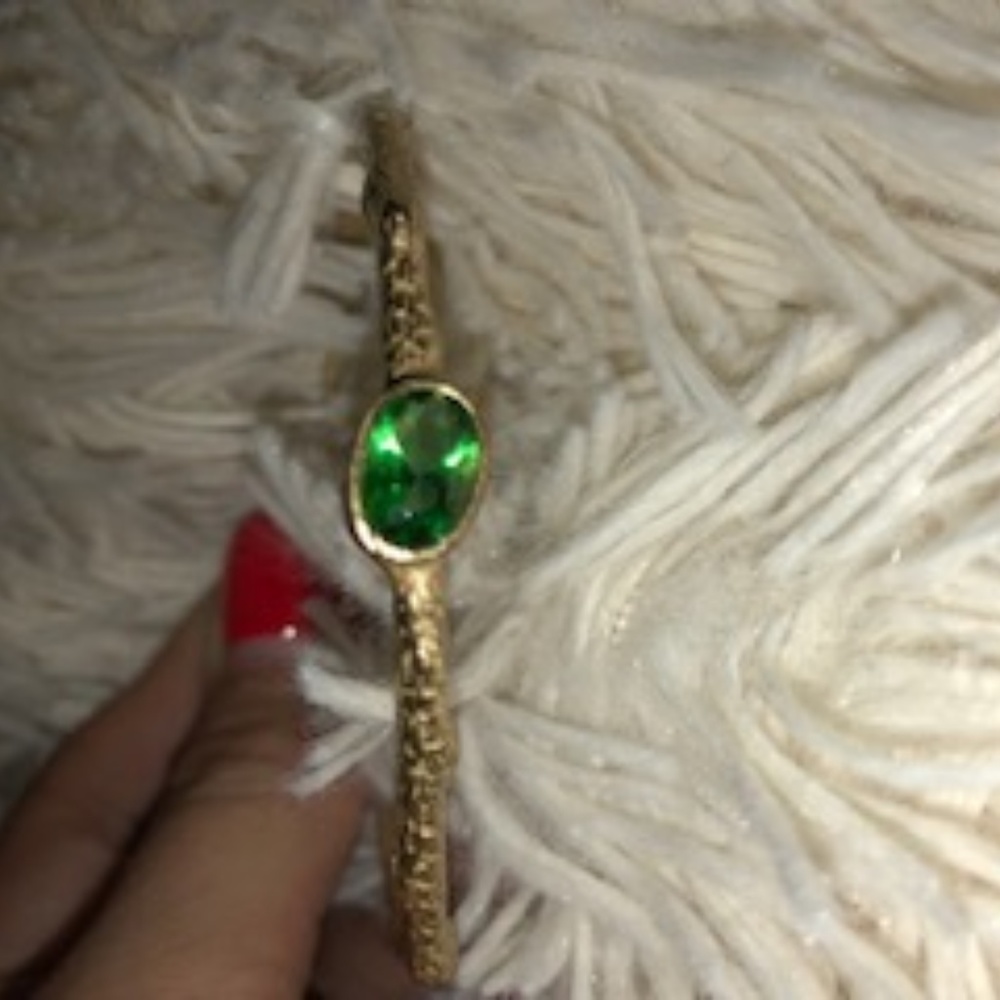 emerald and gold gemstone bracelet